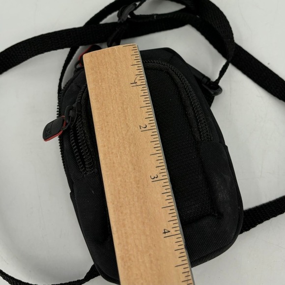 Case Logic Compact Digital Camera Case Crossbody Strap Storage Zip Pocket Black - Picture 6 of 7